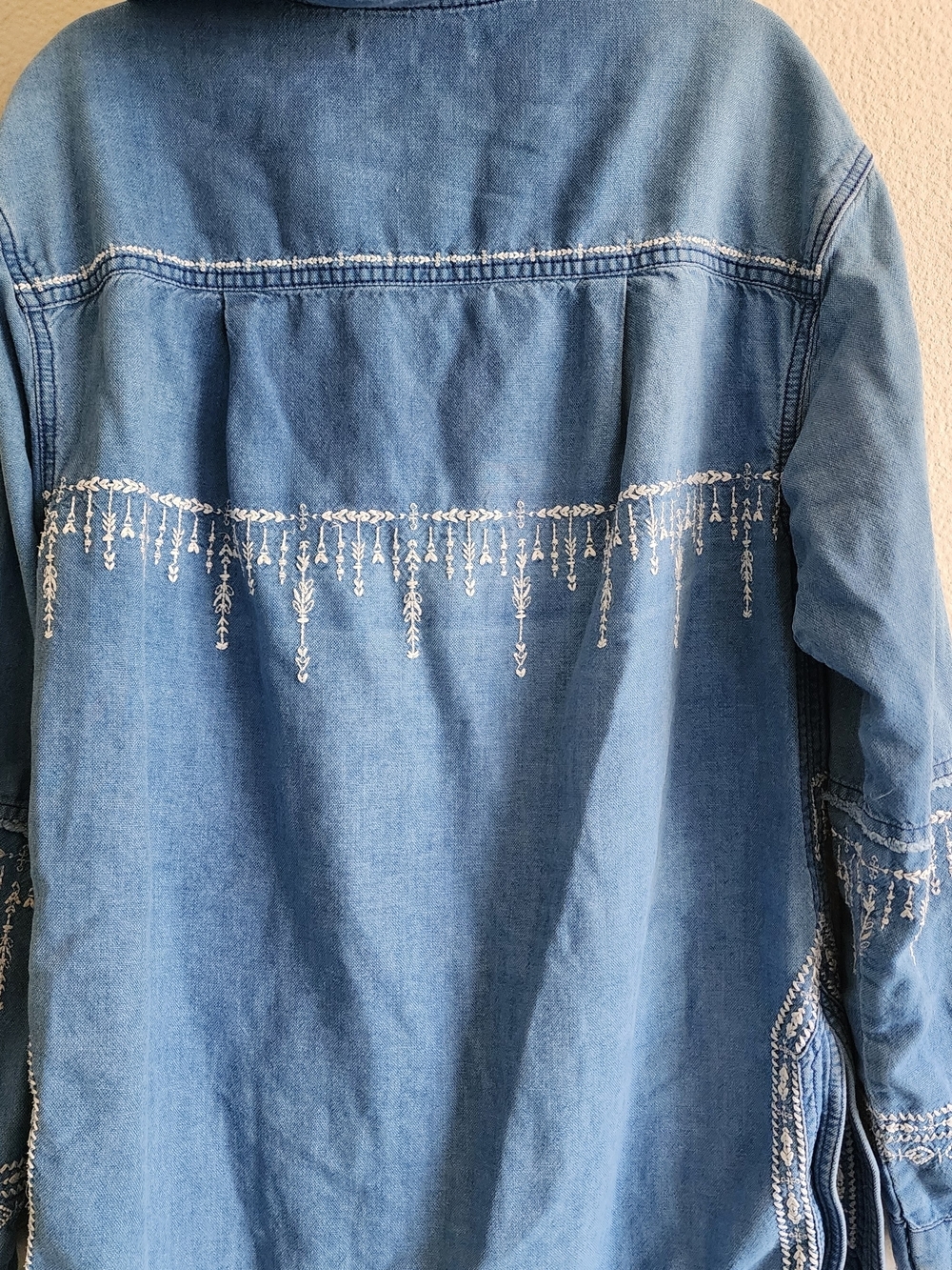 BLANKNYC Embroidered Denim Hooded Lace Up Boho Anorak Pullover Jacket XS - Picture 12 of 13